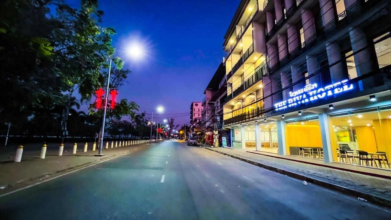 The Riva Vientiane Hotel Экстерьер фото