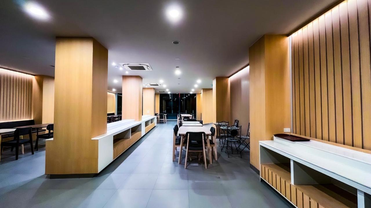 The Riva Vientiane Hotel Экстерьер фото