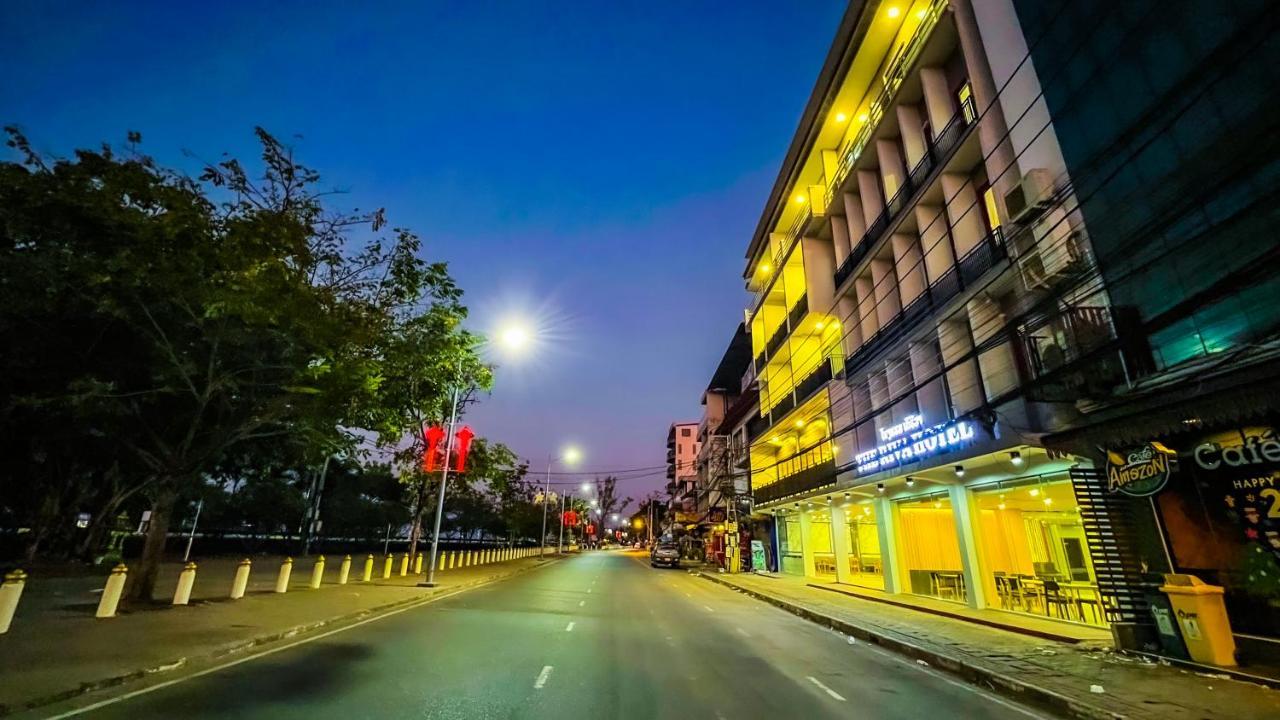 The Riva Vientiane Hotel Экстерьер фото