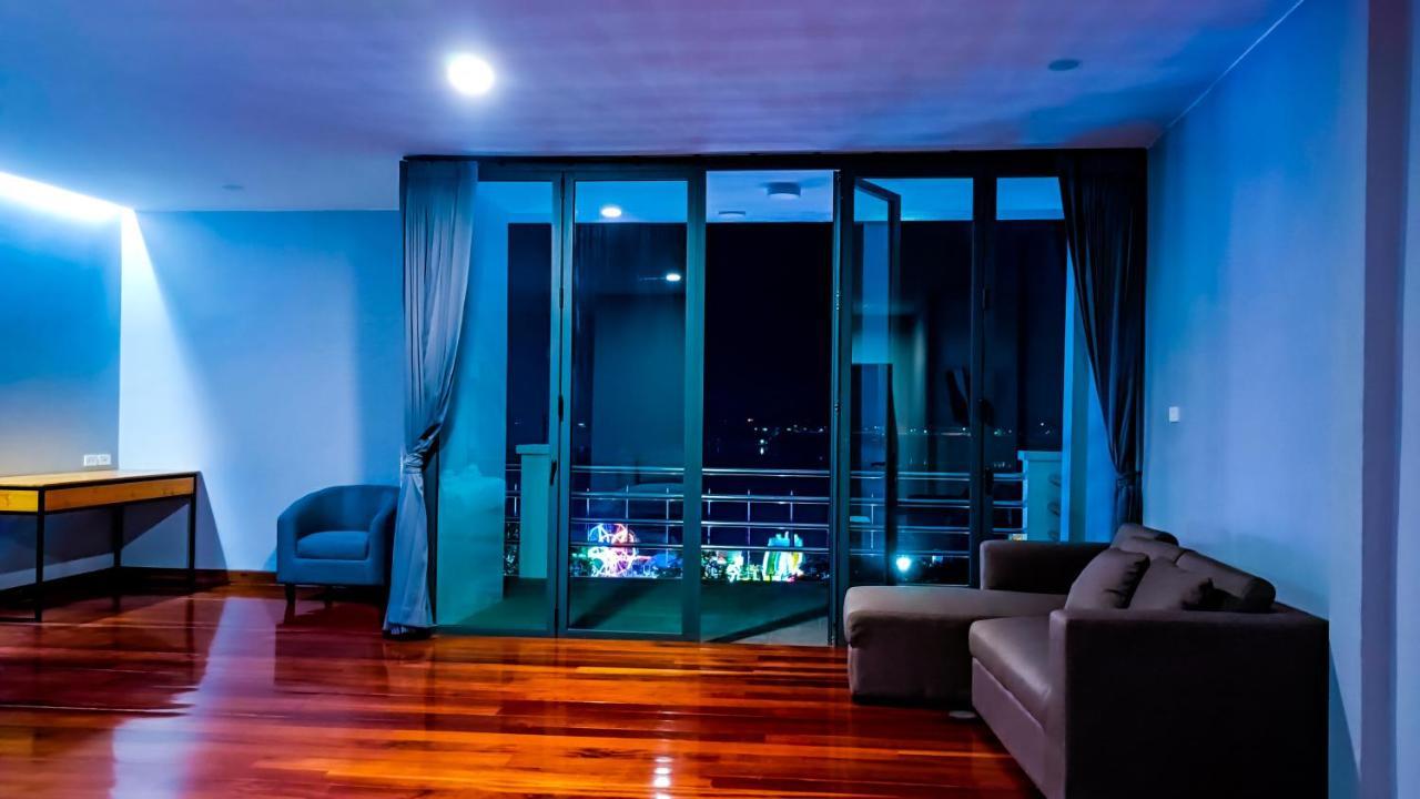 The Riva Vientiane Hotel Экстерьер фото