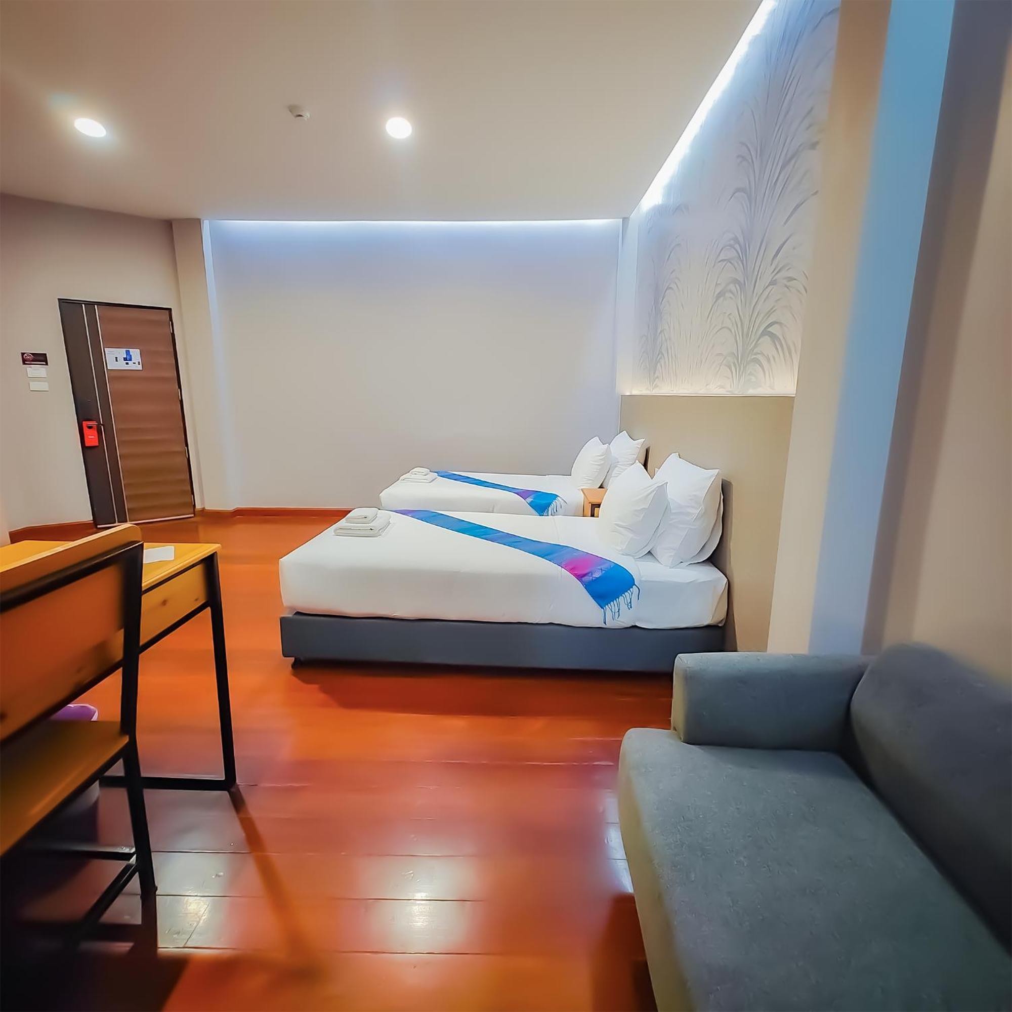 The Riva Vientiane Hotel Экстерьер фото